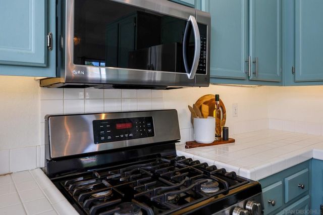 3529 La Mirada Dr, San Marcos, CA 92078