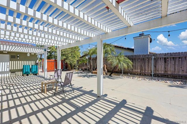 3529 La Mirada Dr, San Marcos, CA 92078