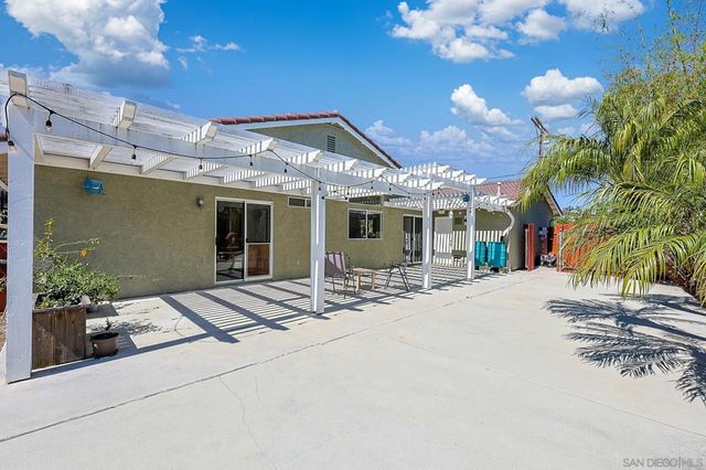 3529 La Mirada Dr, San Marcos, CA 92078