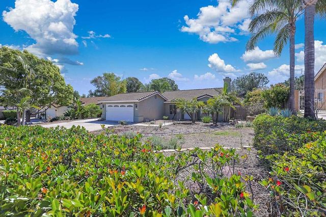 3529 La Mirada Dr, San Marcos, CA 92078