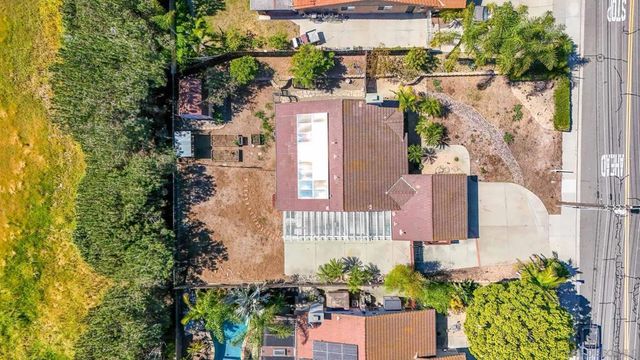 3529 La Mirada Dr, San Marcos, CA 92078