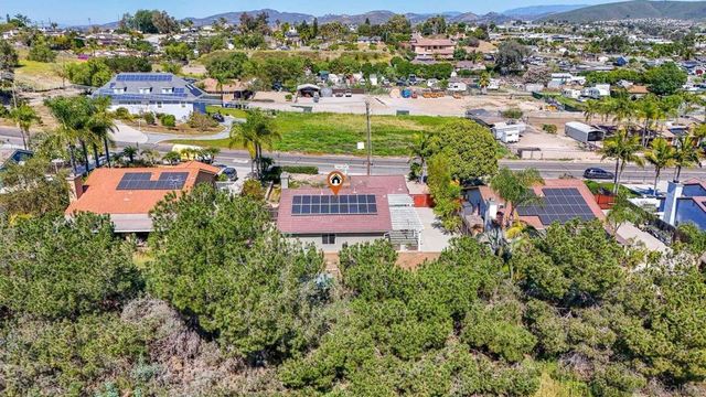 3529 La Mirada Dr, San Marcos, CA 92078