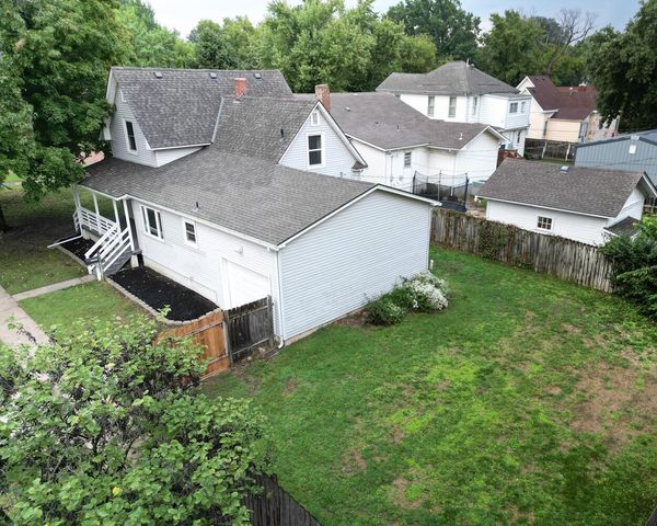 1301 E 11th Ave., Winfield, KS 67156