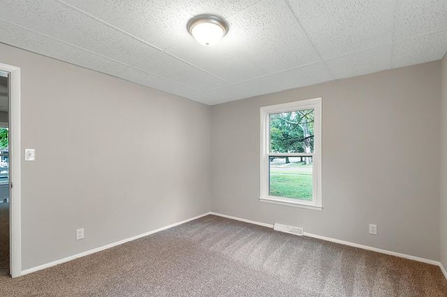 1301 E 11th Ave., Winfield, KS 67156