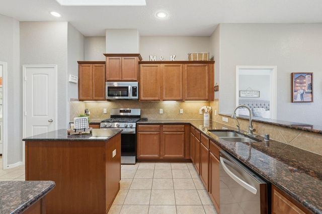 8906 Jordi Drive, Tomball, TX 77375