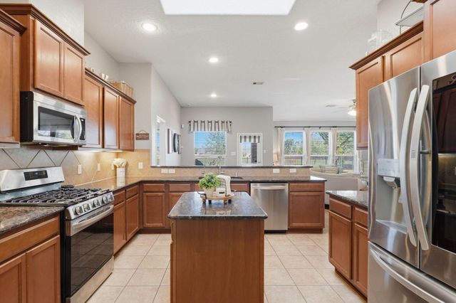 8906 Jordi Drive, Tomball, TX 77375