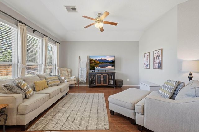 8906 Jordi Drive, Tomball, TX 77375