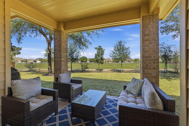 8906 Jordi Drive, Tomball, TX 77375