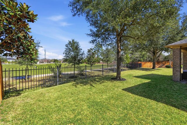 8906 Jordi Drive, Tomball, TX 77375