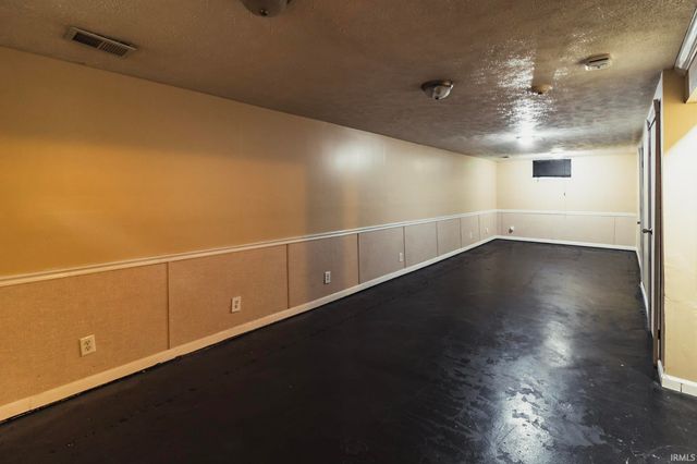 1809 S Kenmore Drive, Evansville, IN 47714