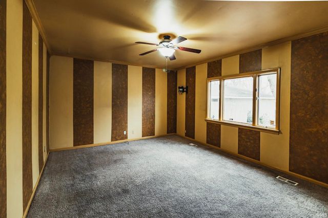 1809 S Kenmore Drive, Evansville, IN 47714