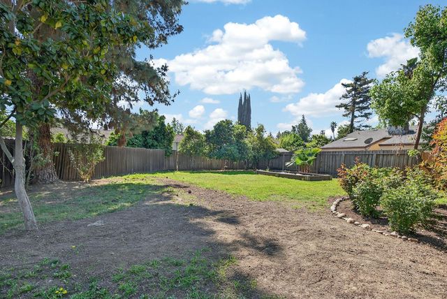 1640 Academy Ct, Stockton, CA 95207