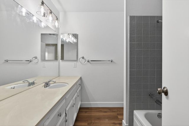 1640 Academy Ct, Stockton, CA 95207