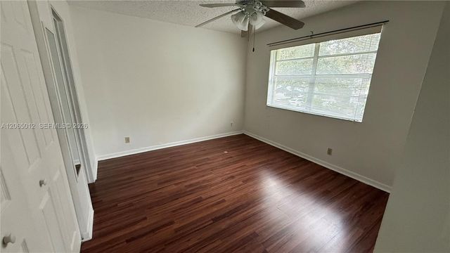 1032 Twin Lakes Dr 21-G, Coral Springs, FL 33071