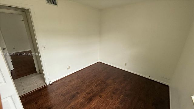 1032 Twin Lakes Dr 21-G, Coral Springs, FL 33071