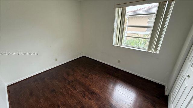 1032 Twin Lakes Dr 21-G, Coral Springs, FL 33071