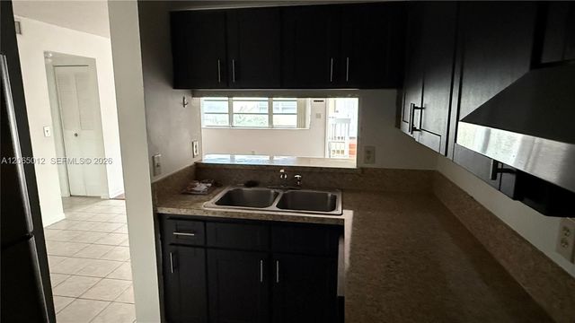 1032 Twin Lakes Dr 21-G, Coral Springs, FL 33071