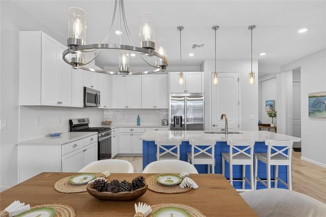 5235 WISHING ARCH DRIVE, Apollo Beach, FL 33572