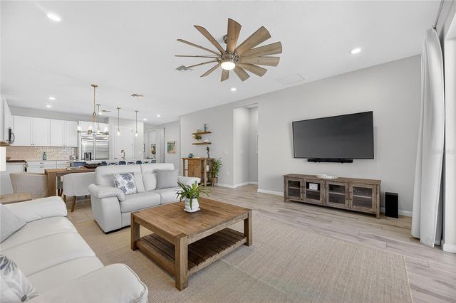 5235 WISHING ARCH DRIVE, Apollo Beach, FL 33572