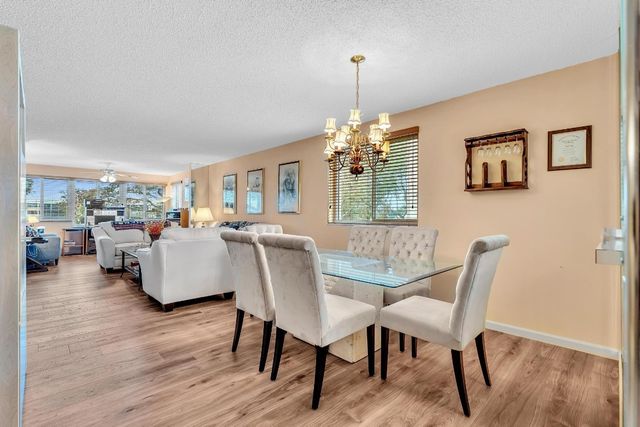 7438 N Devon Drive 212, Fort Lauderdale, FL 33321