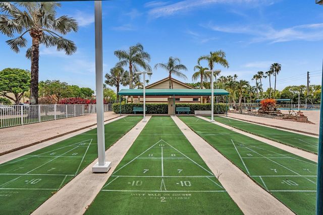 7438 N Devon Drive 212, Fort Lauderdale, FL 33321