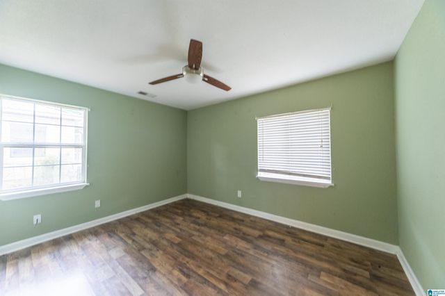 1544 26TH AVENUE N, Hueytown, AL 35023