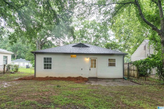 1544 26TH AVENUE N, Hueytown, AL 35023