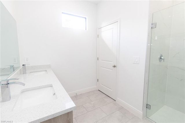 1032 Hilton CT, Labelle, FL 33935