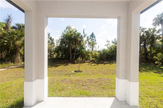 1032 Hilton CT, Labelle, FL 33935