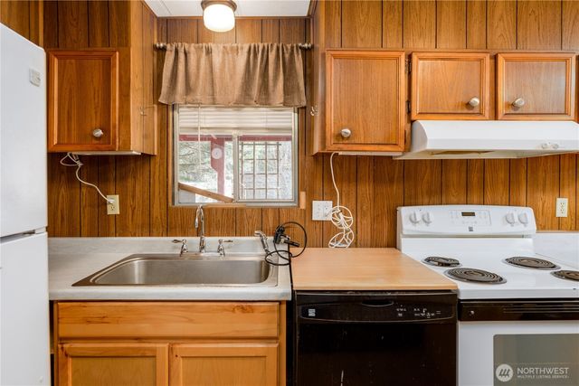 48591 Hwy 112, Port Angeles, WA 98363