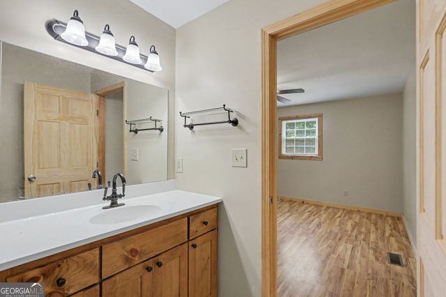 18 Charlie Mountain Road, Clayton, GA 30525