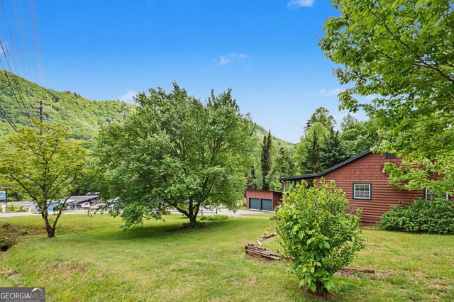 18 Charlie Mountain Road, Clayton, GA 30525