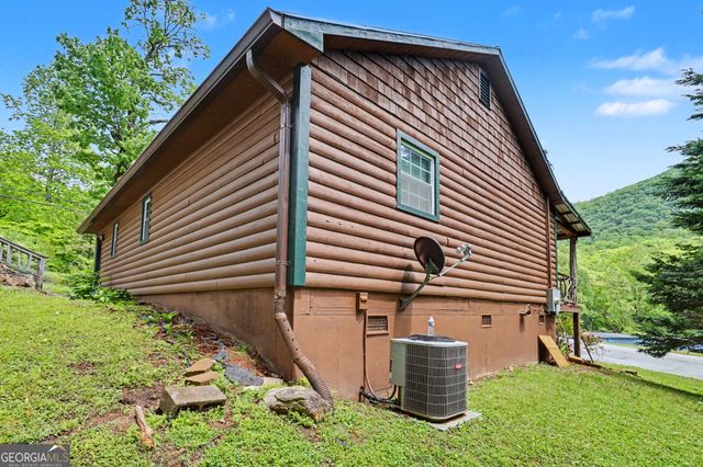 18 Charlie Mountain Road, Clayton, GA 30525
