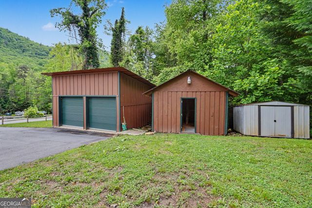 18 Charlie Mountain Road, Clayton, GA 30525