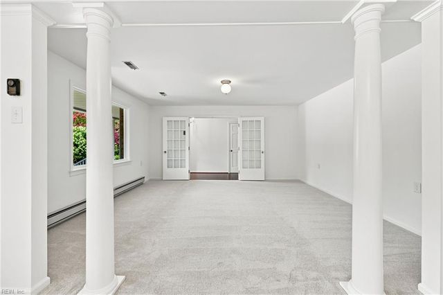 50 Willow RD, Hampton, VA 23664