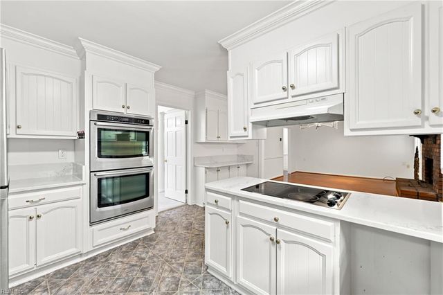 50 Willow RD, Hampton, VA 23664