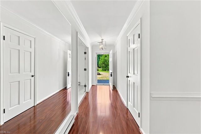 50 Willow RD, Hampton, VA 23664