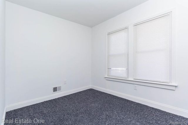 18666 Carrie Street, Detroit, MI 48234