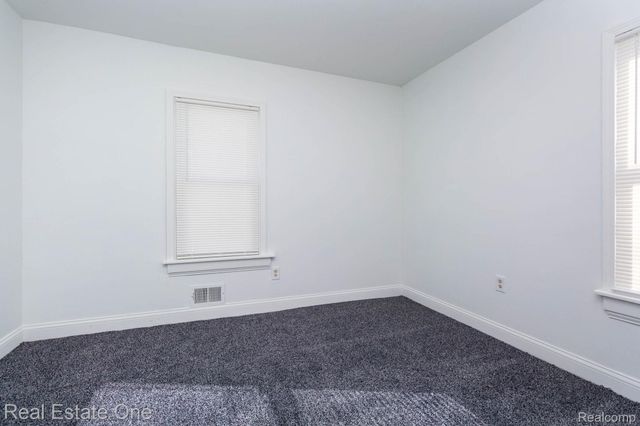 18666 Carrie Street, Detroit, MI 48234