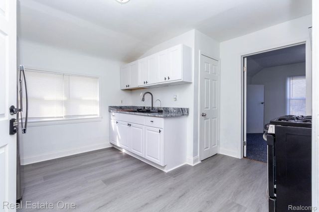 18666 Carrie Street, Detroit, MI 48234