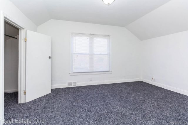 18666 Carrie Street, Detroit, MI 48234