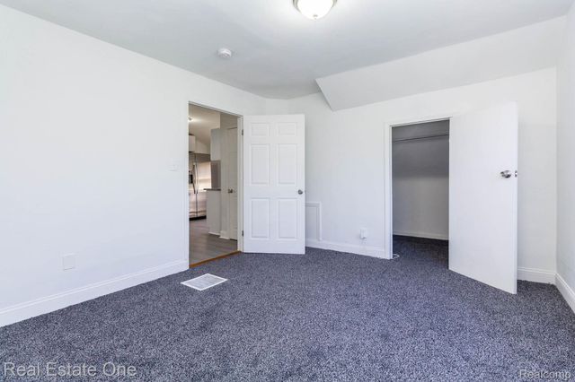 18666 Carrie Street, Detroit, MI 48234