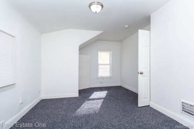 18666 Carrie Street, Detroit, MI 48234