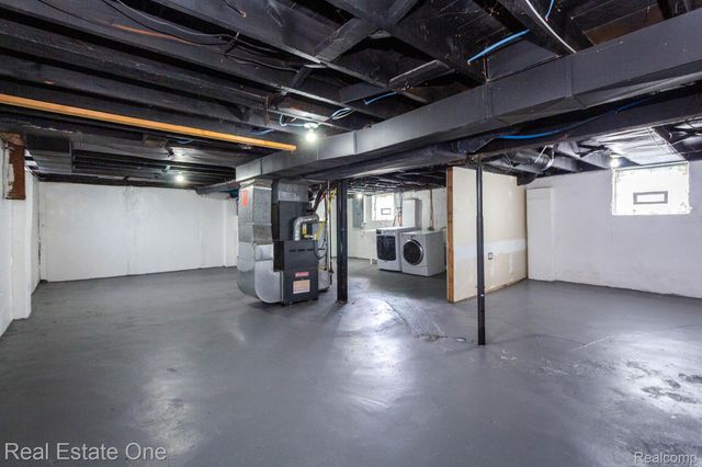 18666 Carrie Street, Detroit, MI 48234