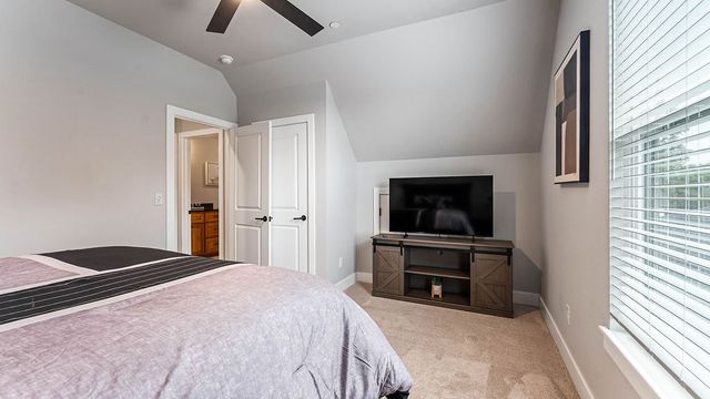 2403 31st Street, Rogers, AR 72758