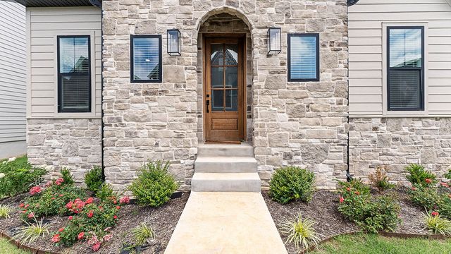 2403 31st Street, Rogers, AR 72758