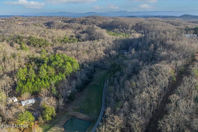 5 Lamplighter Way, Newport, TN 37821