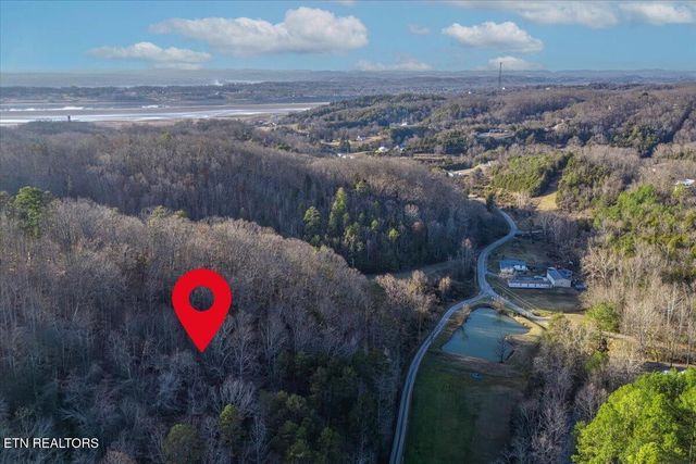 5 Lamplighter Way, Newport, TN 37821