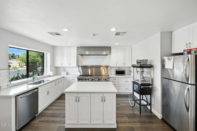 14 Tahquitz Court 213, Camarillo, CA 93012