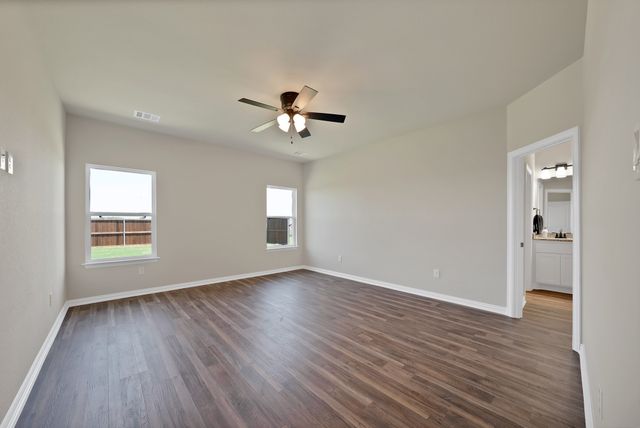 109 Panther Loop, Mabank, TX 75147